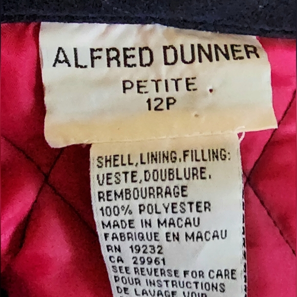 Alfred Dunner Quilted Navy Light Chore Jacket Coat Pink Accents, size 12 Petite - Picture 5 of 5